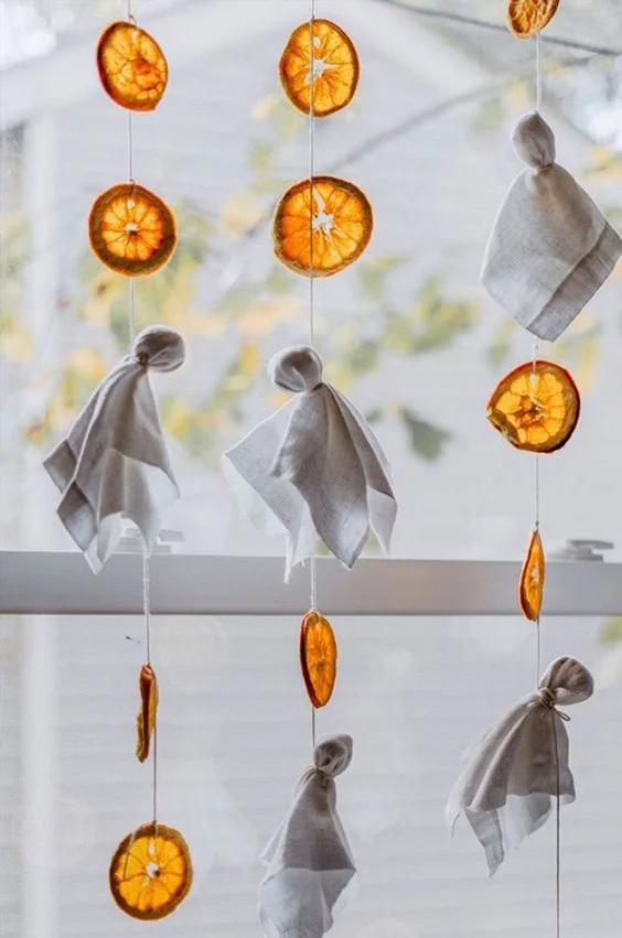 eco DIY Halloween decor